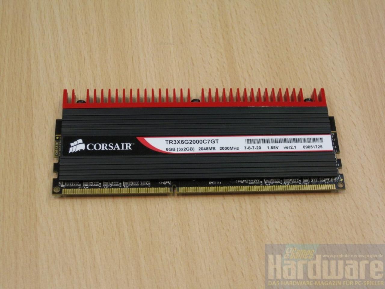 [02/03/2009] Corsair Dominator GT TR3X6G2000C7GT (2)
