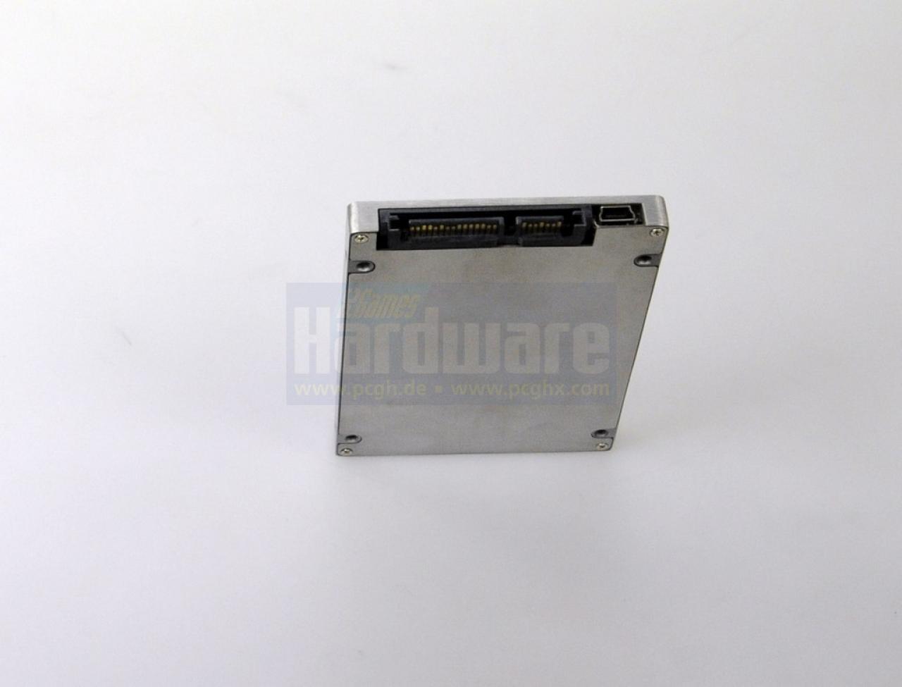 [04/03/2009] Kingspec KSD-SU25.1-064MJ: 2,5-Zoll-SSD mit USB- und SATA-Anschluss (1)