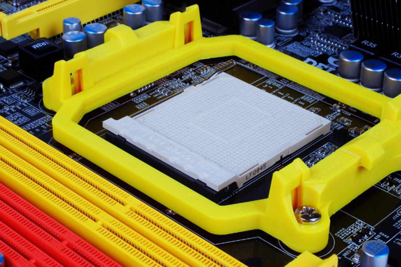 [19/03/2009] DFI zeigt AM3 Mainboard Lanparty DK 790FXB-M3H5 (4)