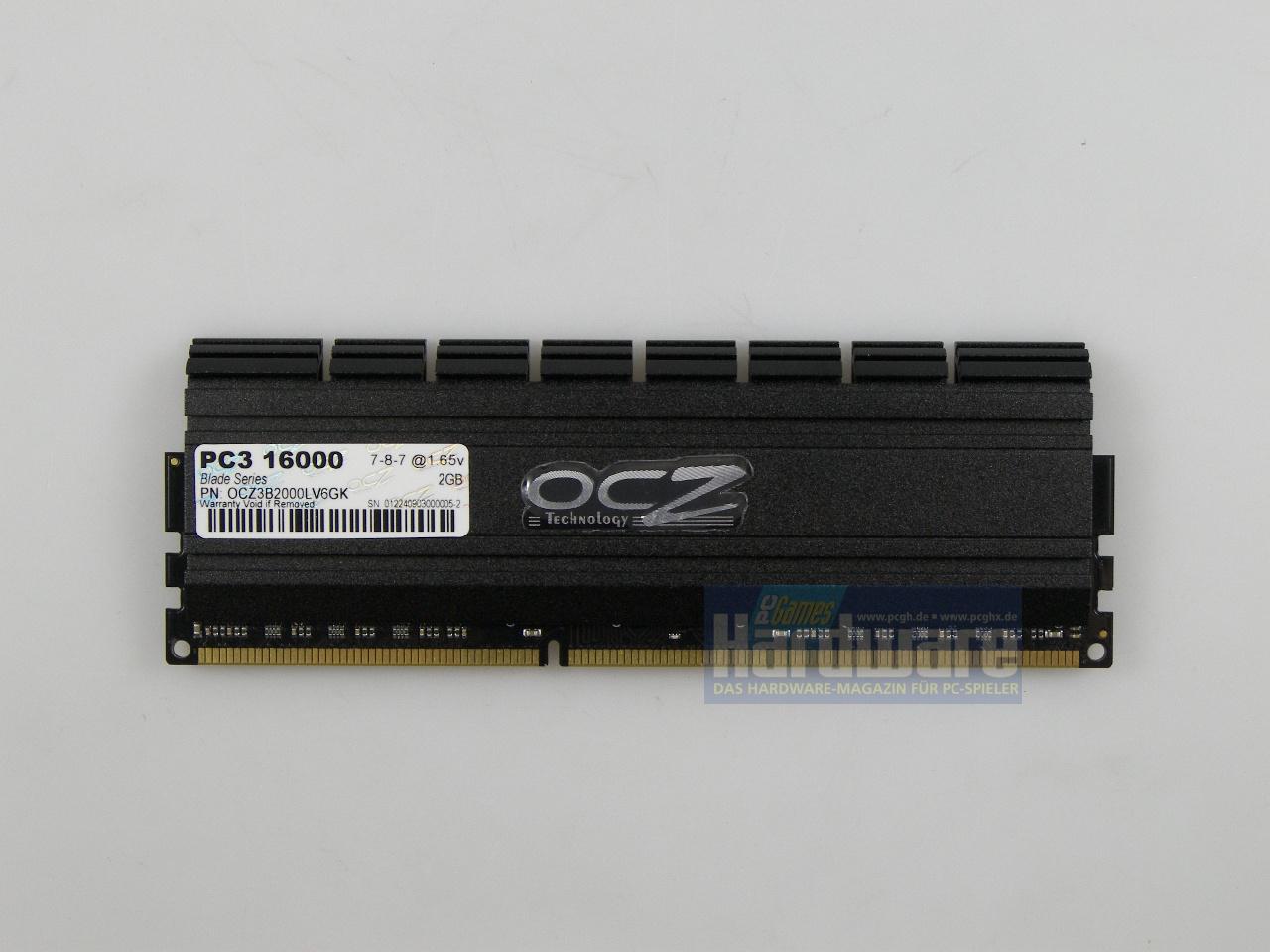 [31/03/2009] OCZ Blade OCZ3B2000LV6GK: 3 x 2.048 MiByte, DDR3-2000, 7-8-7, 1,65 Volt (4)