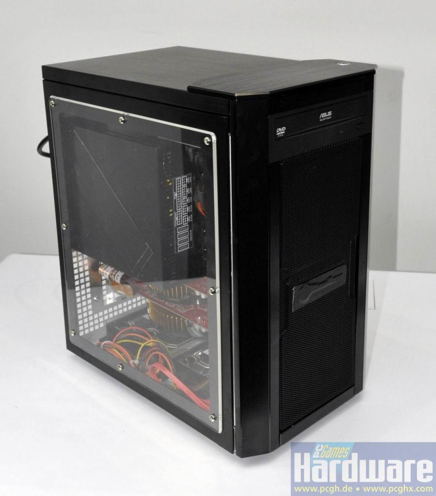 [04/03/2009] Asus ROG-Gehäuse (9)