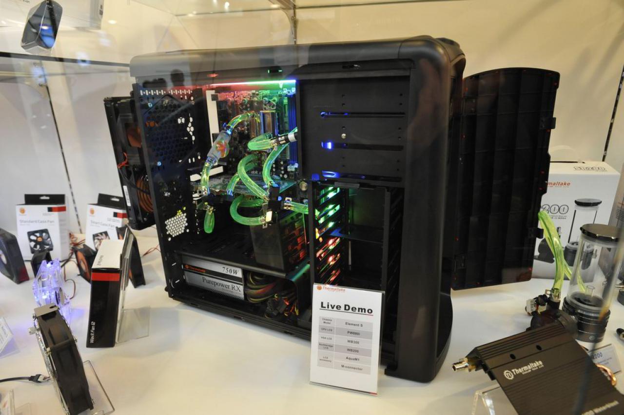 [13/03/2009] Thermaltake Element S (6)