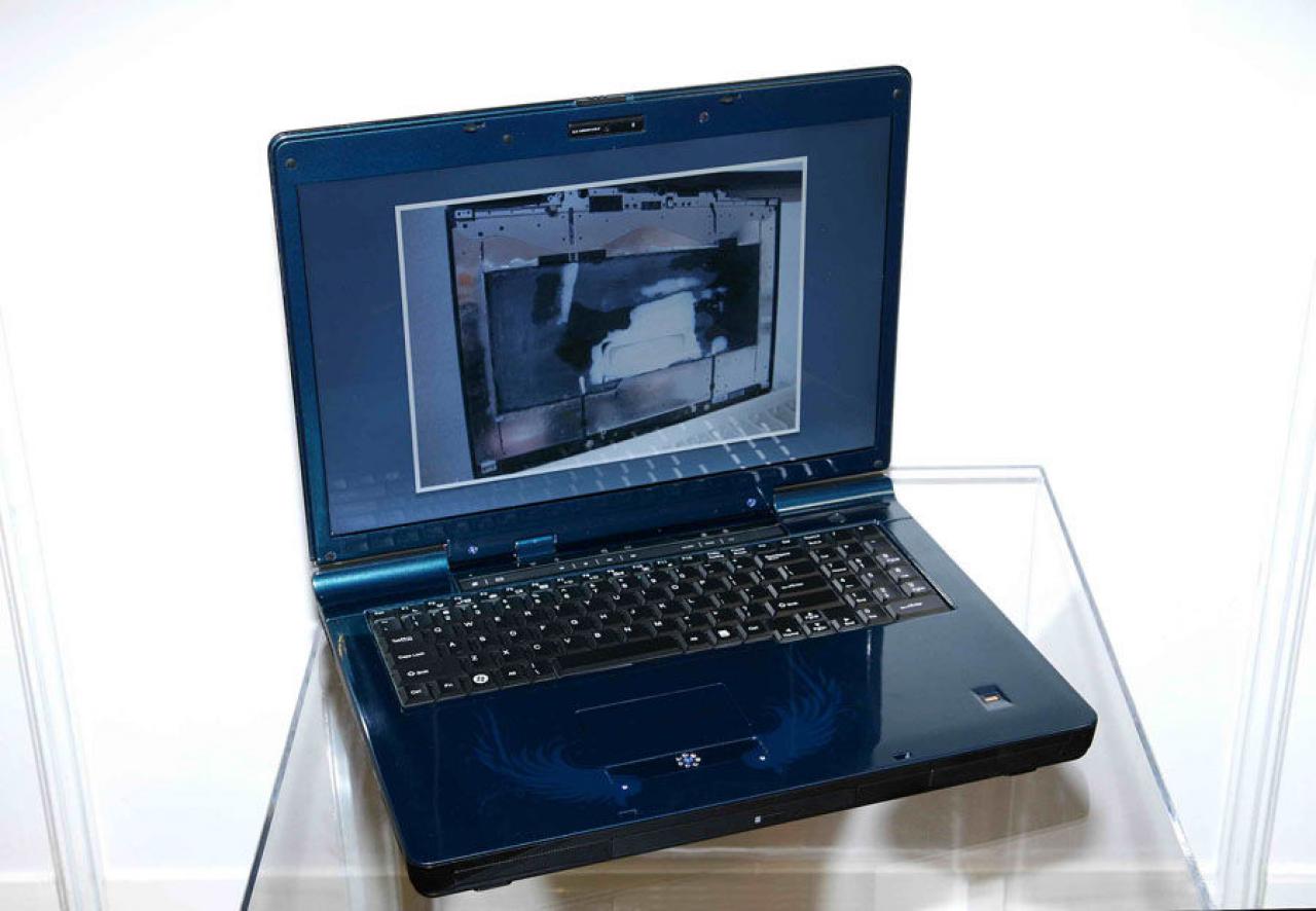 [13/03/2009] Notebook-Mod von Tom Hasler für Intel Centrino Modding (10)