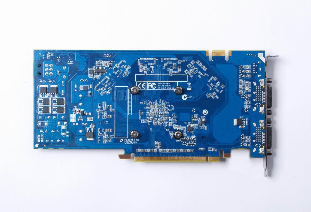 [05/03/2009] Zotac bringt im April eine 9800 GT Green Edition (im Bild: die 9600 GT Eco) (6)