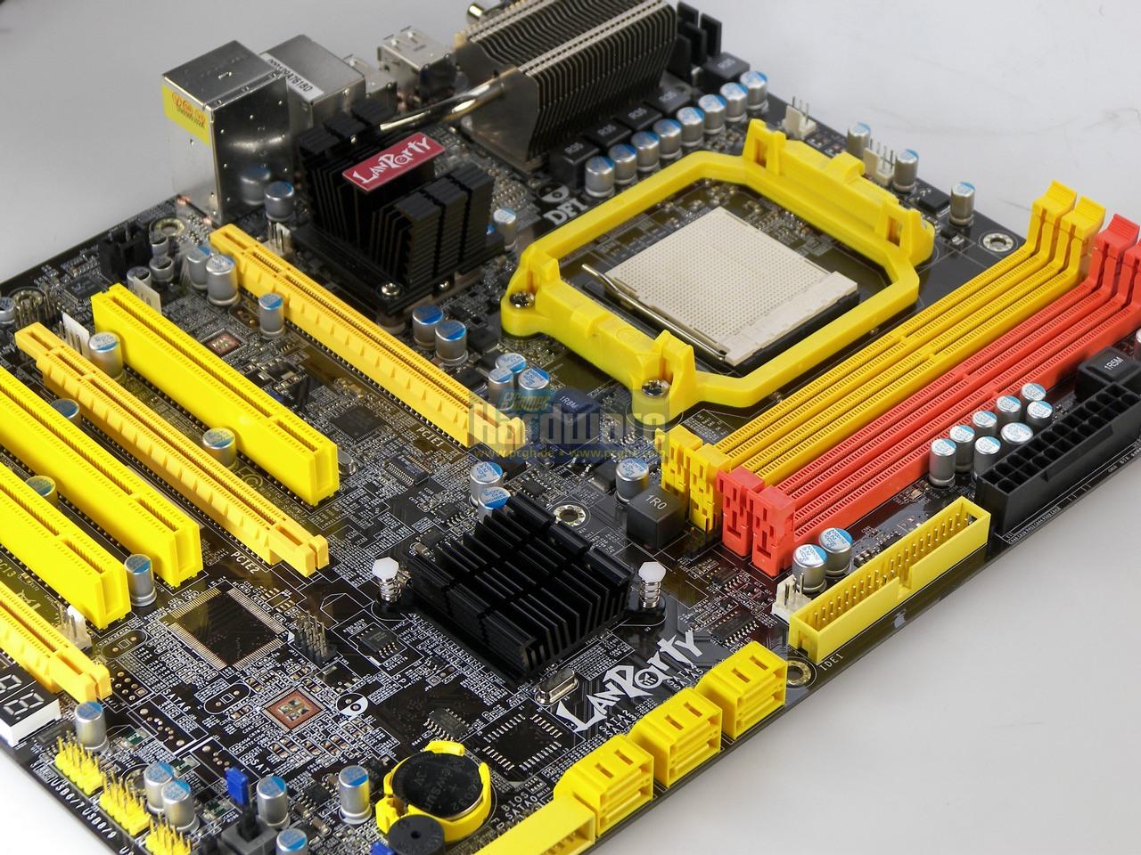 [25/03/2009] DFI Lanparty DK 790FXB-M3H5 (16)