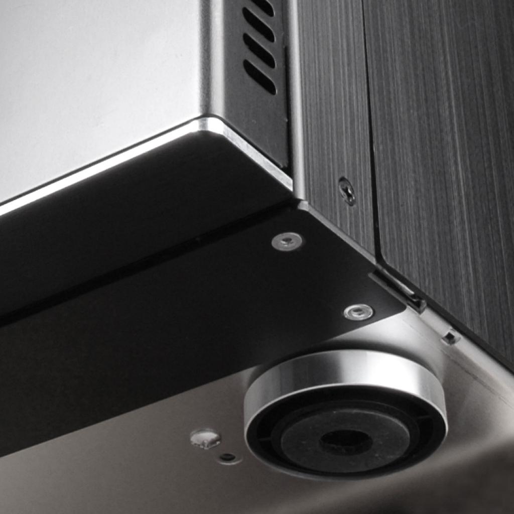 [24/03/2009] Lian Li PC-B10 (12)