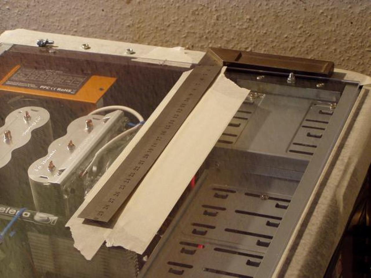 [22/04/2009] Seitenwand aus Plexiglas: Anleitung bei PCGH Extreme (8)