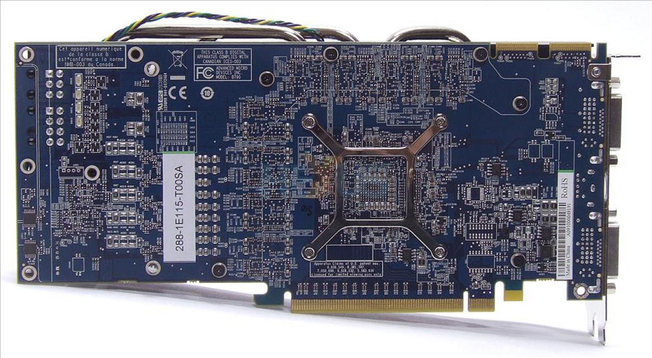 [30/04/2009] Sapphire Radeon HD 4890 Atomic (4)