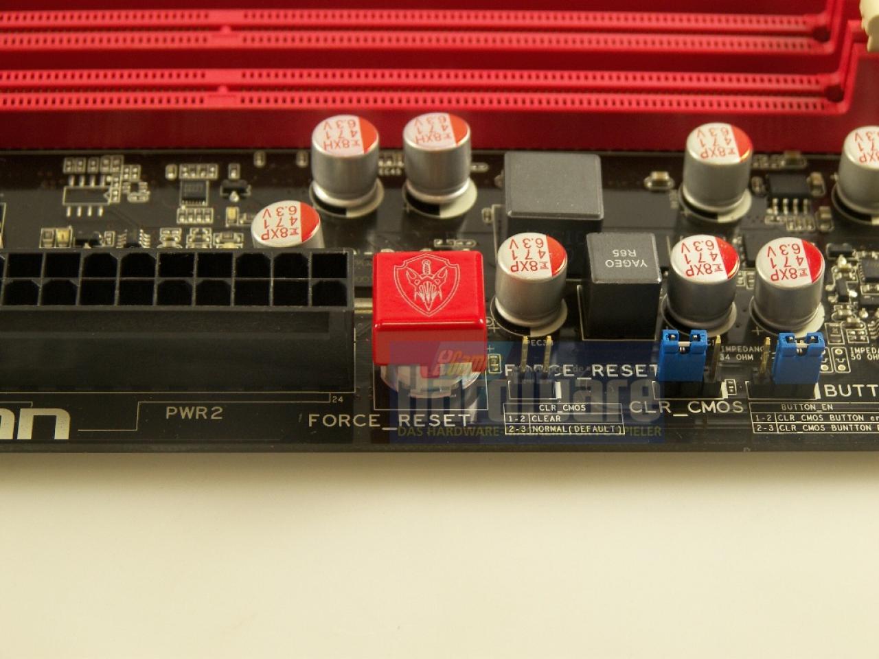 [28/04/2009] Foxconn Flaming Blade: Optisch auffälliges X58-Board für rund 200 Euro (5)