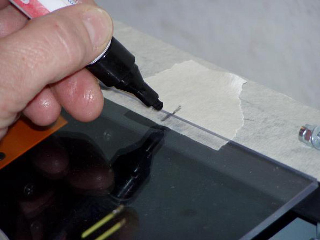 [22/04/2009] Seitenwand aus Plexiglas: Anleitung bei PCGH Extreme (5)