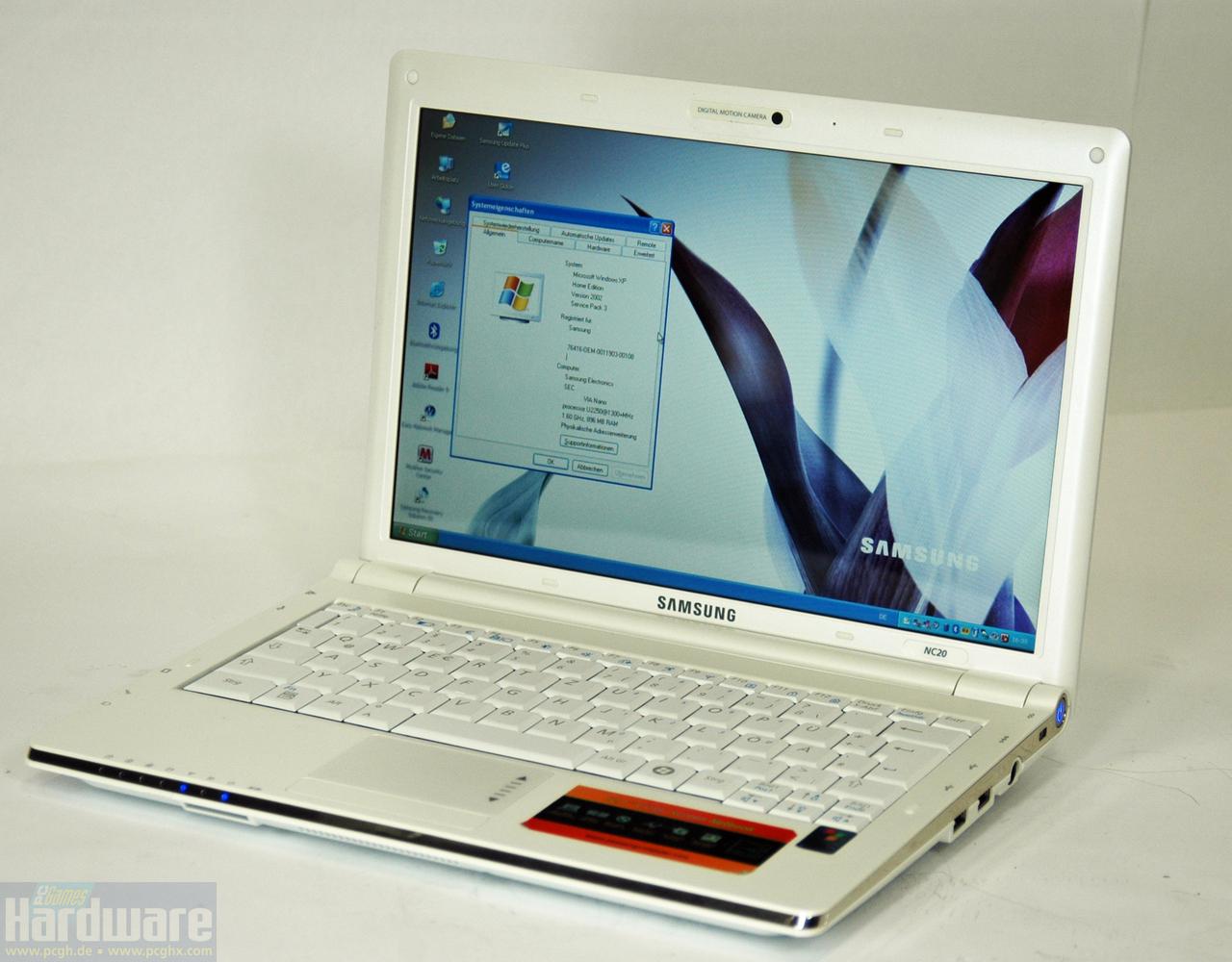[30/04/2009] Samsung NC20: Die hohe Leuchkraft macht das Netbook auch für Draußen interessant.