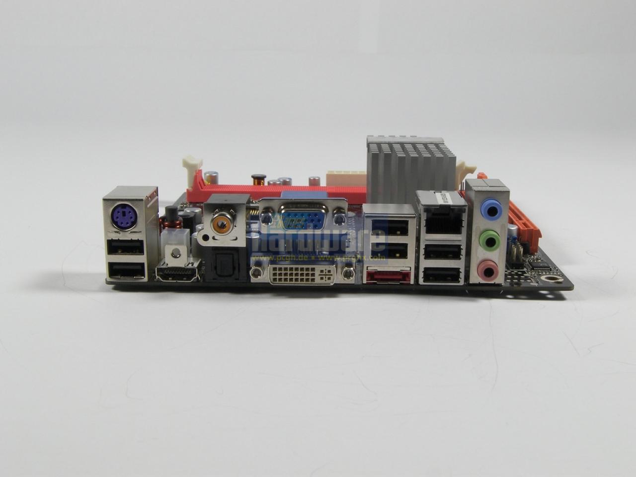 [15/04/2009] Zotac Geforce 9300-ITX Wifi (8)