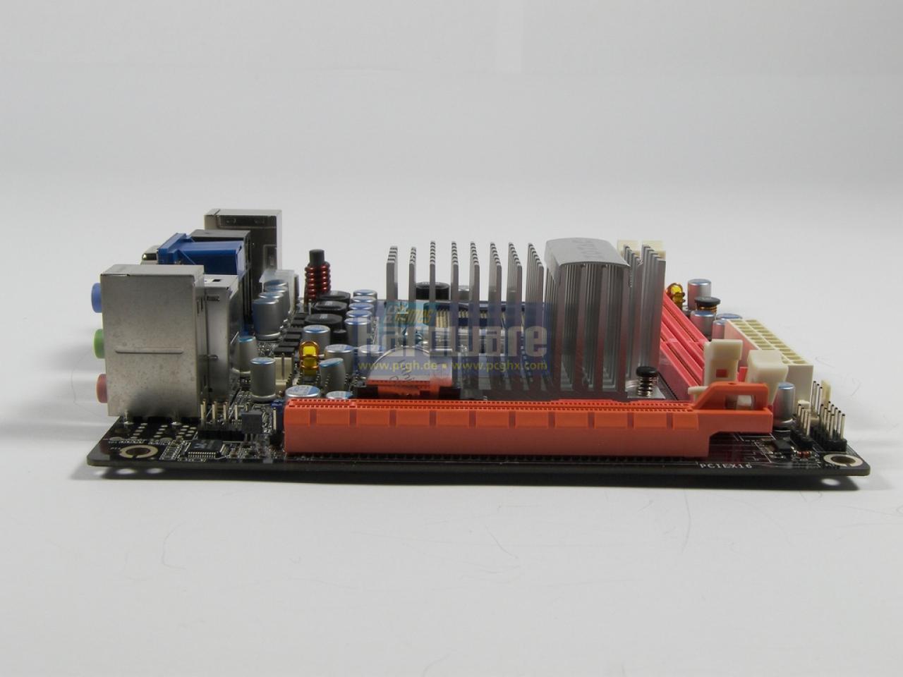 [15/04/2009] Zotac Geforce 9300-ITX Wifi (9)
