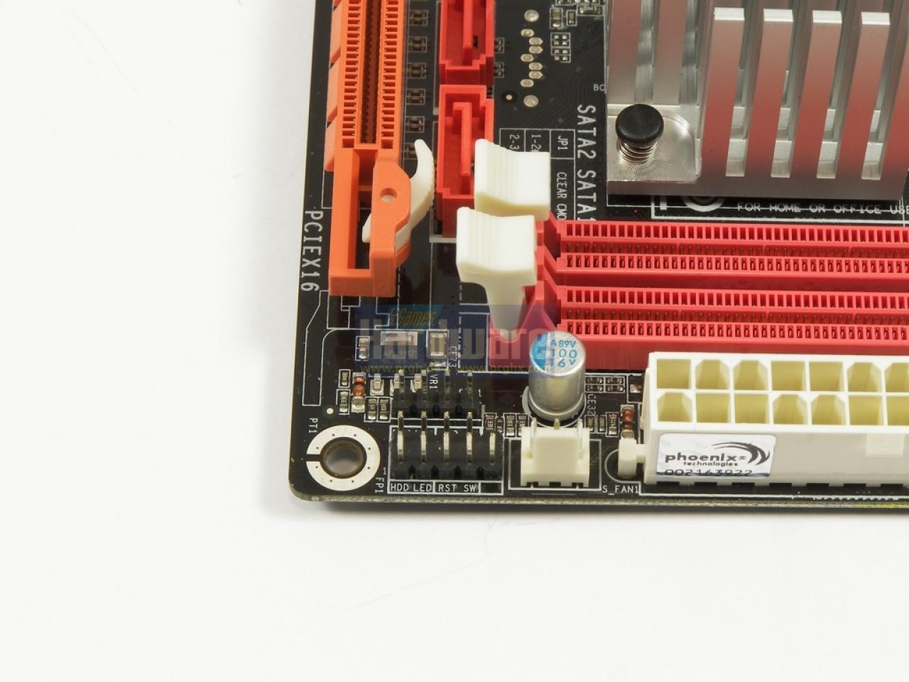[15/04/2009] Zotac Geforce 9300-ITX Wifi (17)