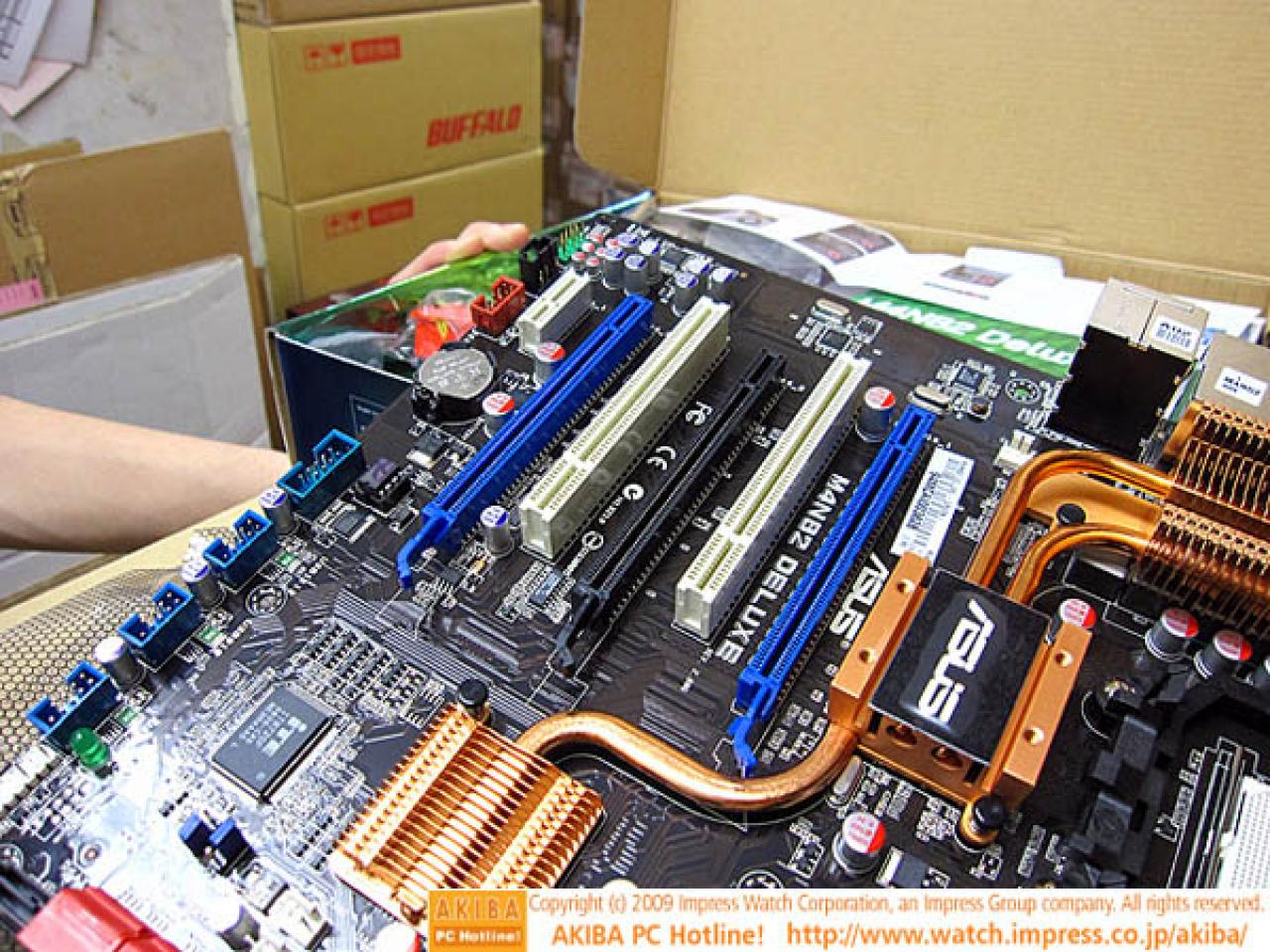 [23/04/2009] Asus M4N82 Deluxe (2)