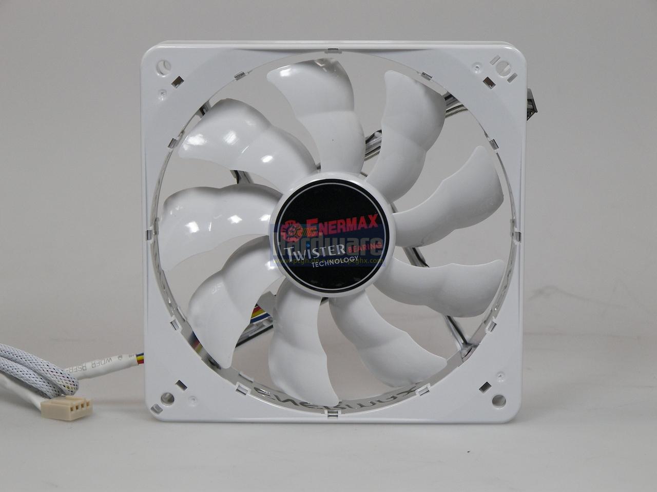 [09/04/2009] Enermax Cluster UCCL12