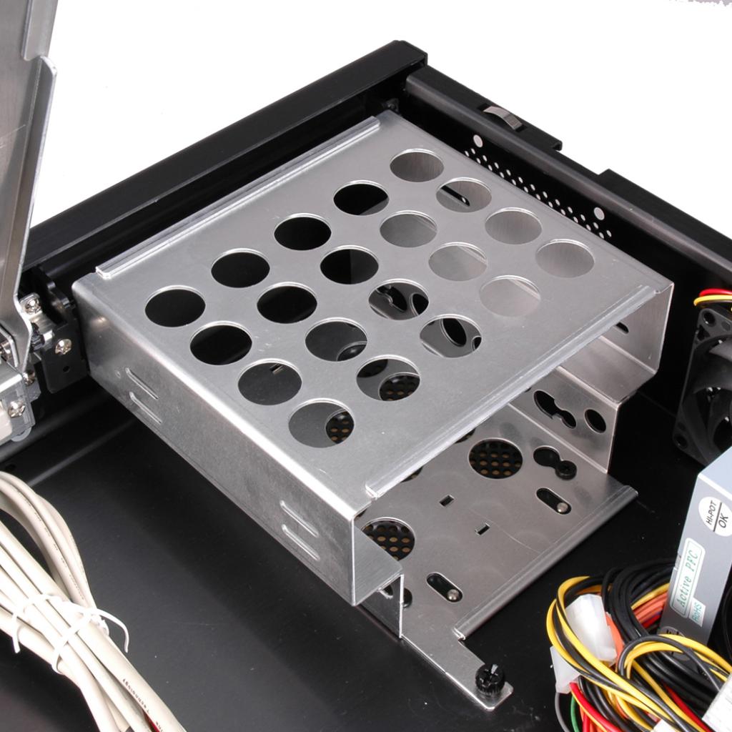 [03/04/2009] neu vorgestelles Lian-Li PC-C39 HTPC-Gehäuse (14)