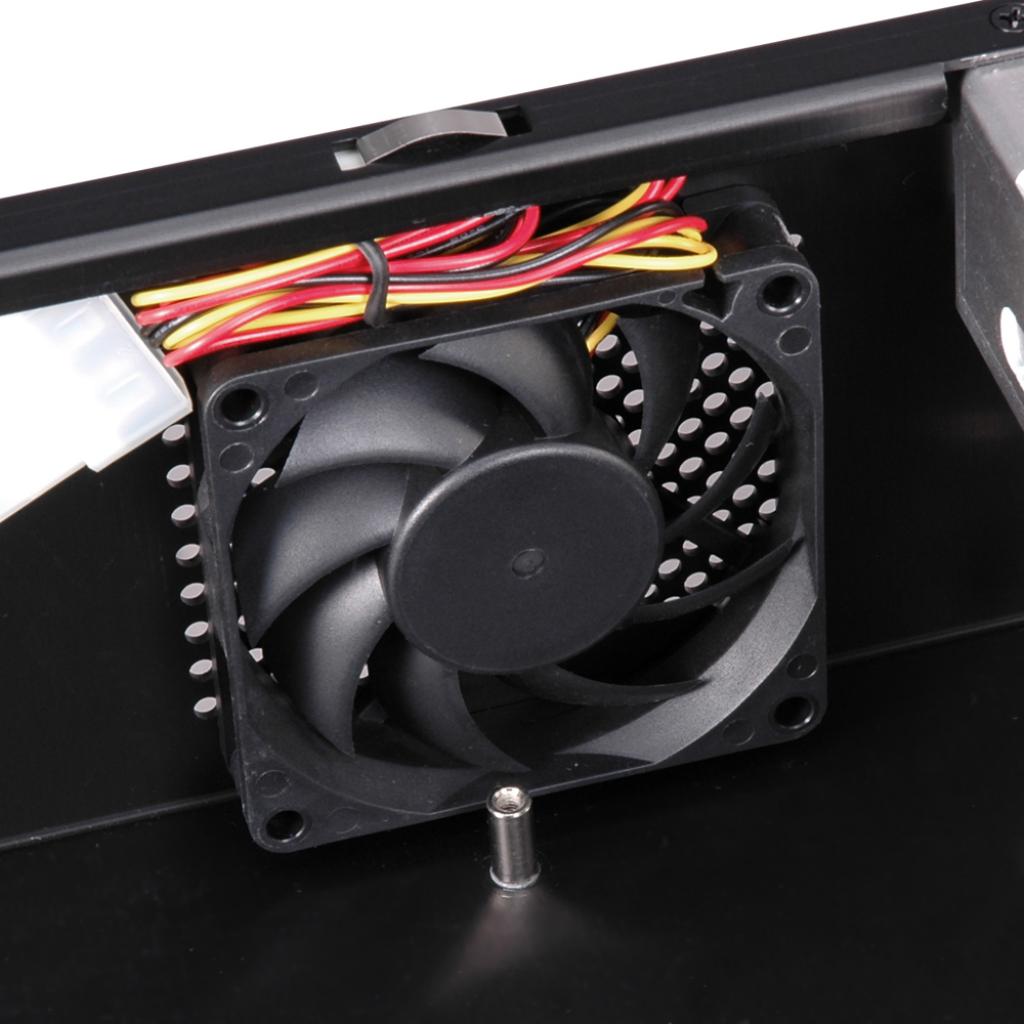 [03/04/2009] neu vorgestelles Lian-Li PC-C39 HTPC-Gehäuse (18)