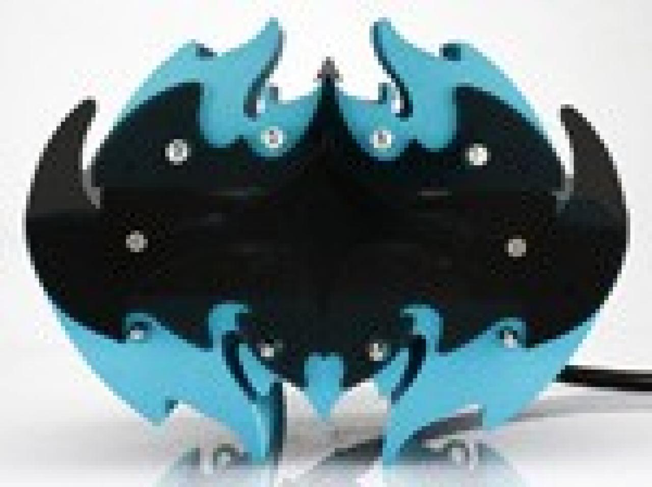 [17/05/2009] Mit dem Extra-sensory perception (ESP) Integrating bringt AVC einen Kühler im Fledermaus-Design auf den Markt. (6)
