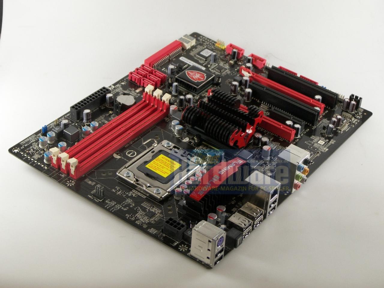 [06/05/2009] Foxconn Flaming Blade GTI: Core-i7-Mainboard mit X58-Chipsatz für nur 160 Euro (2)