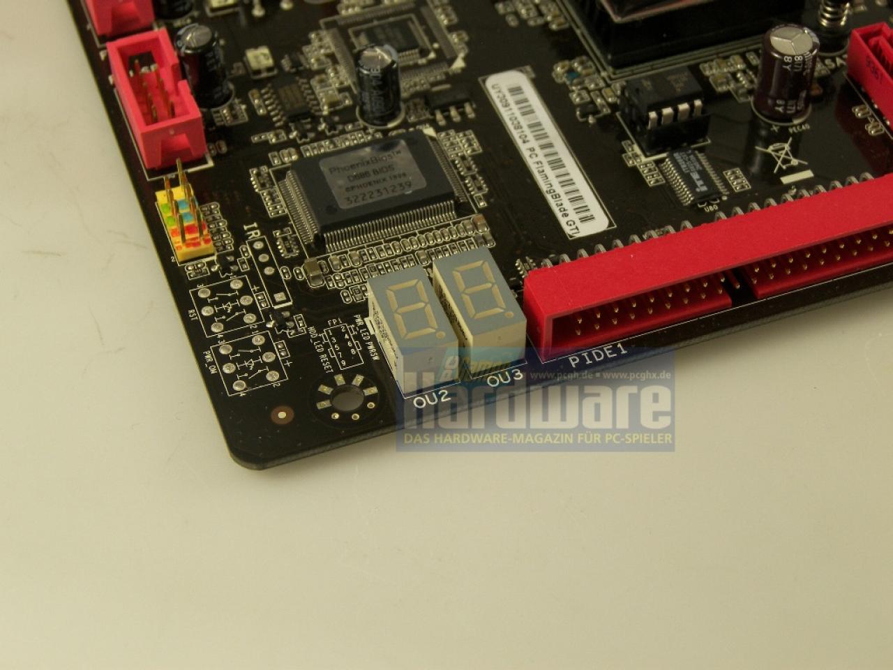 [06/05/2009] Foxconn Flaming Blade GTI: Core-i7-Mainboard mit X58-Chipsatz für nur 160 Euro (6)