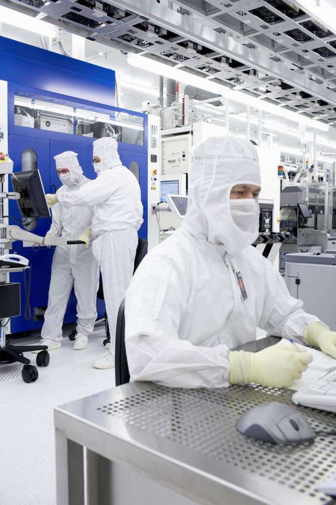 [19/05/2009] Das Modul Thin Films („Films“) ist für die Herstellung von Schichten verantwortlich, die zur 