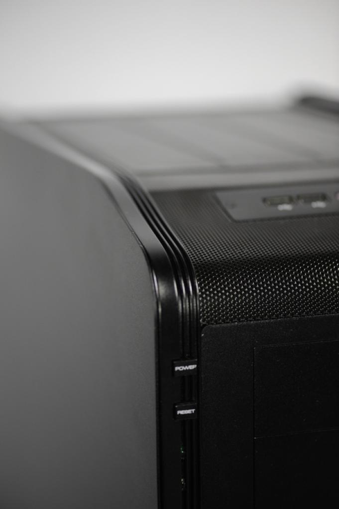 [06/05/2009] NZXT Panzerbox