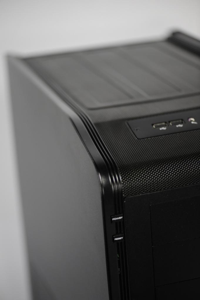 [06/05/2009] NZXT Panzerbox