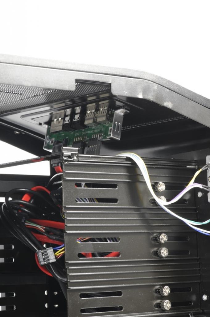 [06/05/2009] NZXT Panzerbox