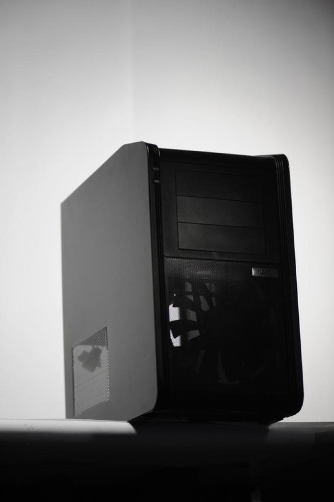 [06/05/2009] NZXT Panzerbox