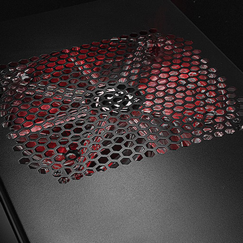 [19/05/2009] Thermaltake Element T (7)