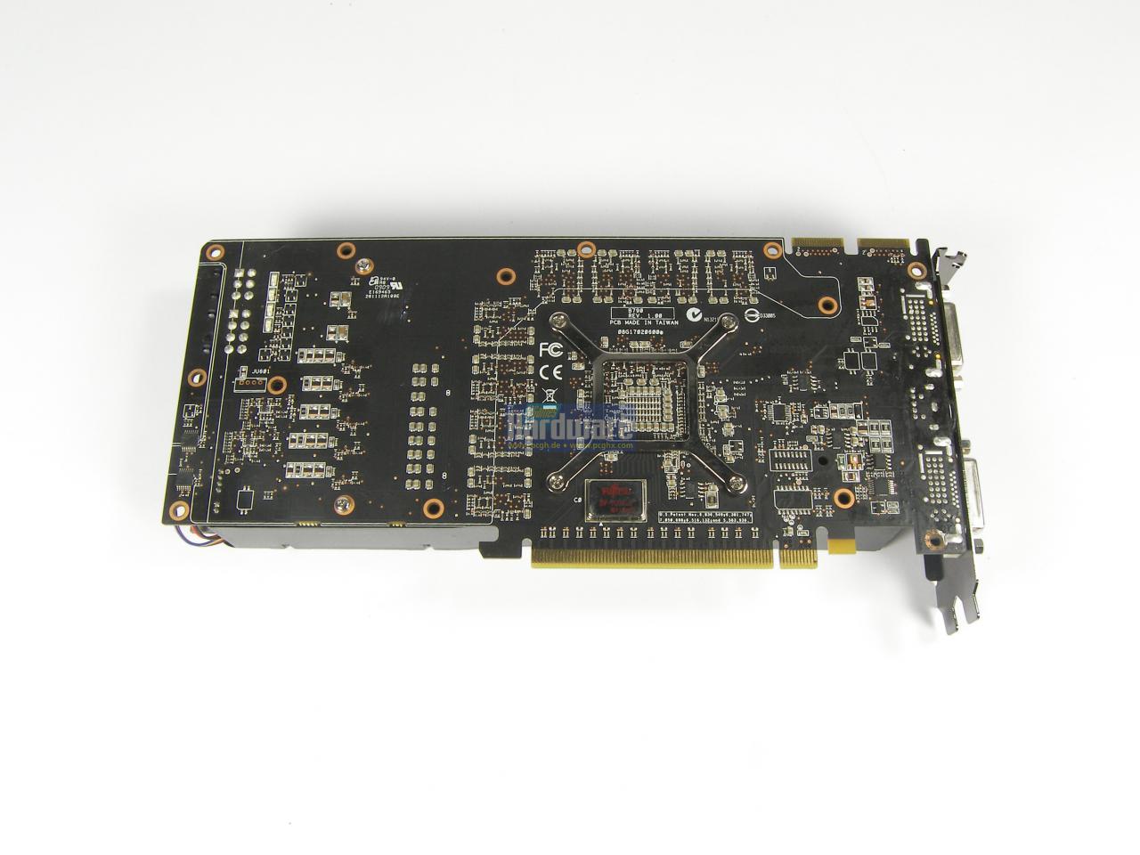[05/05/2009] Asus Radeon HD 4890 TOP (11)
