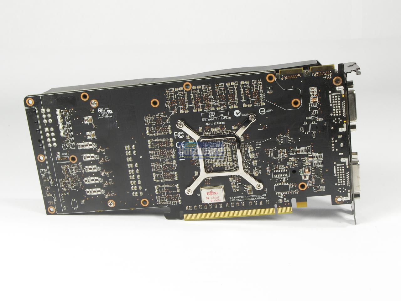 [05/05/2009] Asus Radeon HD 4890 TOP (2)