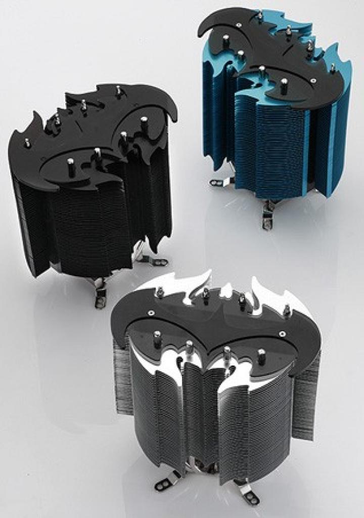 [17/05/2009] Mit dem Extra-sensory perception (ESP) Integrating bringt AVC einen Kühler im Fledermaus-Design auf den Markt. (9)