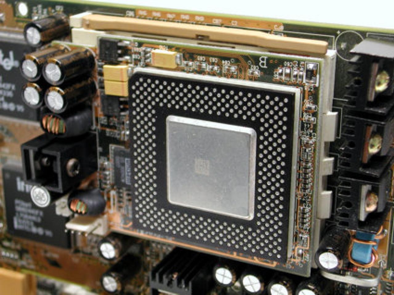 [19/05/2009] Bildergalerie bei PCGH Extreme: CPUs von 1978 bis heute (6)