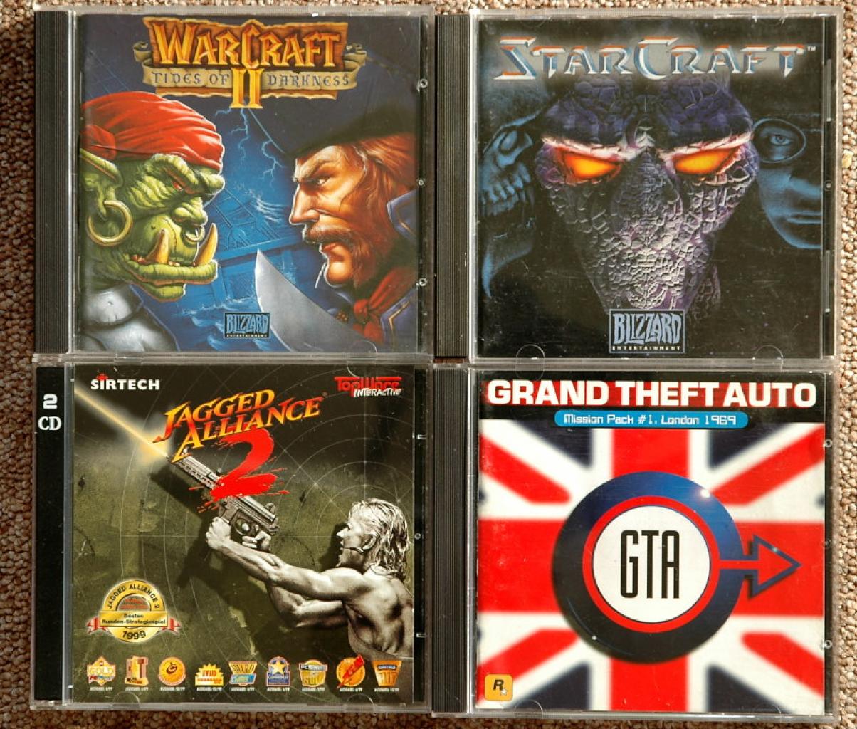 [29/06/2009] Legendäre Spiele und ihre Verpackungen aus der PCGH-Community (32)
