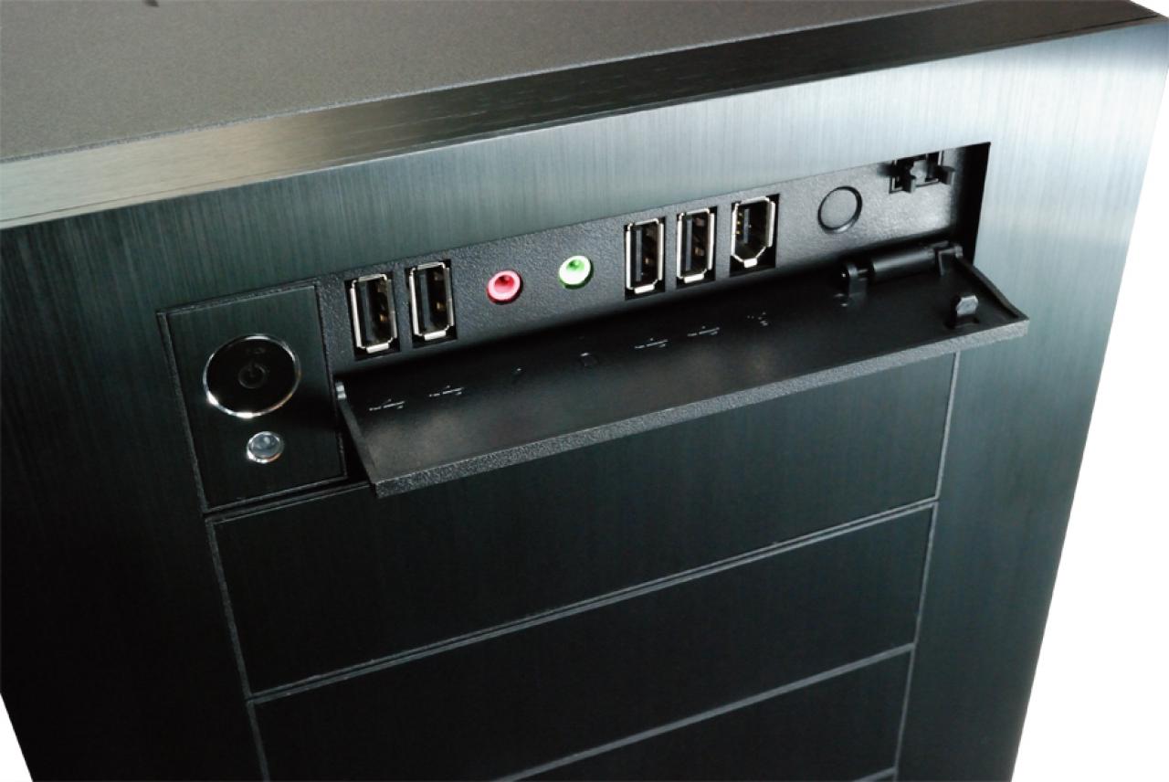 [07/06/2009] Corsairs Obsidian-800D-Serie verfügt über einige interessante Features und soll den Gehäusemarkt kräftig aufmischen. (7)