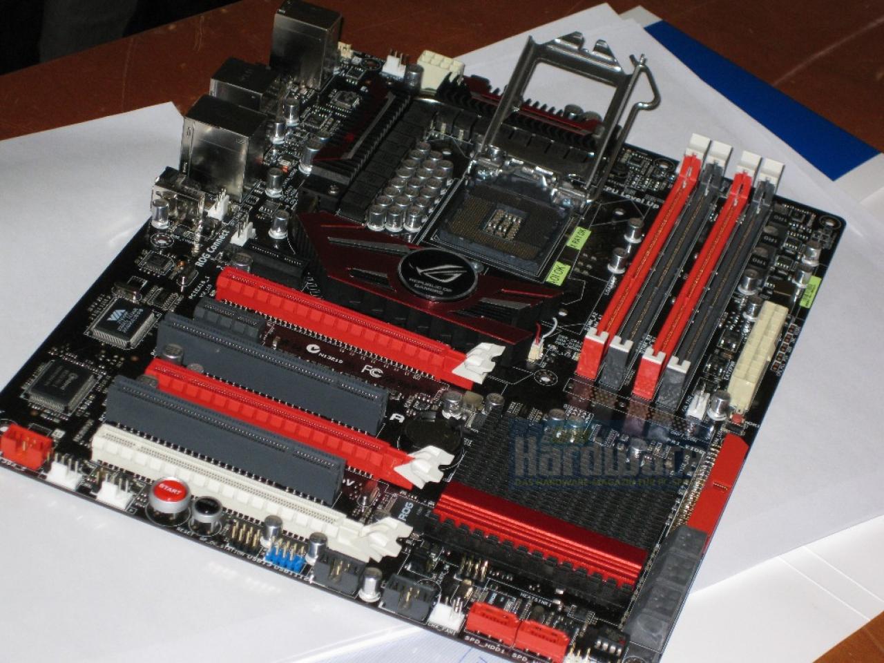 [13/06/2009] P55-Mainboard Asus Maximus III Formula (8)