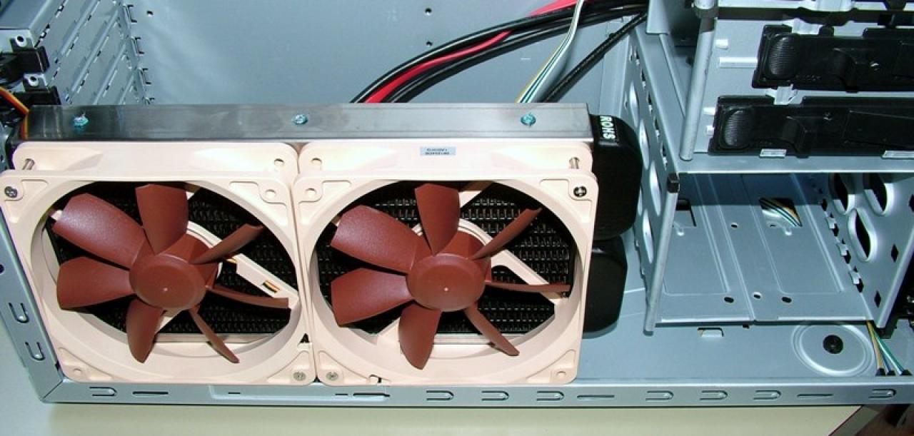 [12/06/2009] PCGH Extreme: Lesertests des NZXT Guardian 921 (10)