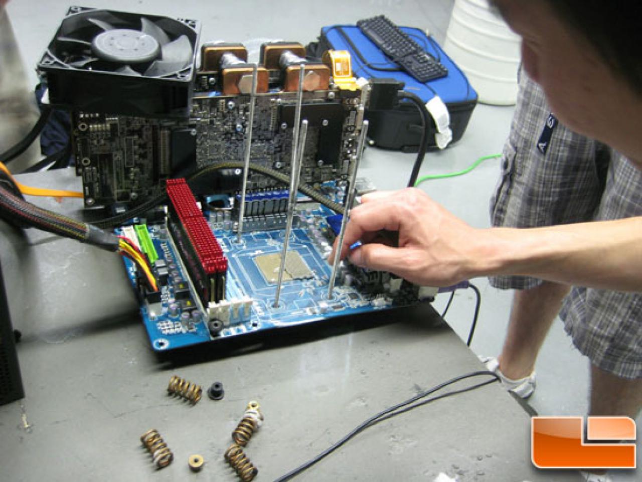 [30/06/2009] Phenom II X4 42 TWKR Black Edition von AMD offiziell vorgestellt (6)