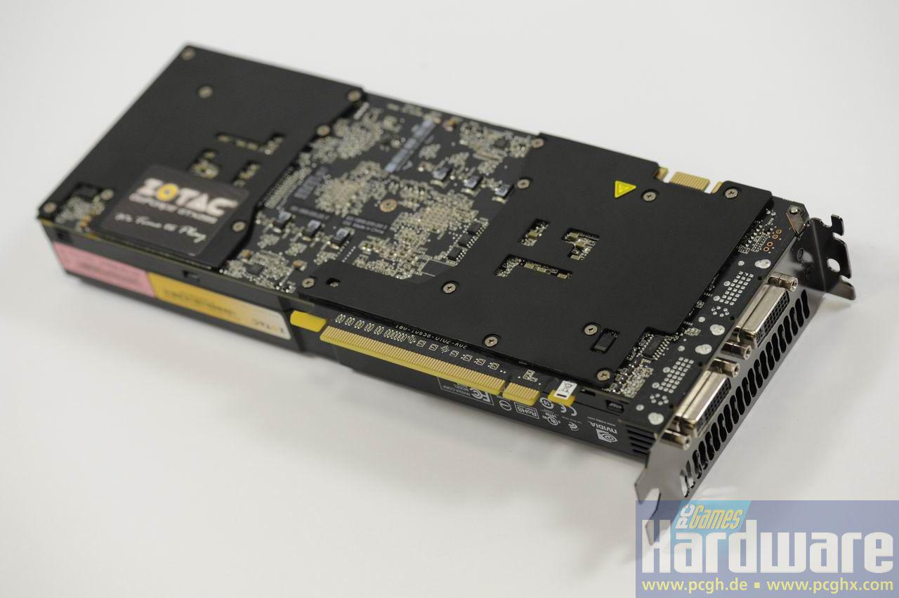 [19/06/2009] Neues Layout Geforce GTX 295 von Zotac (3)