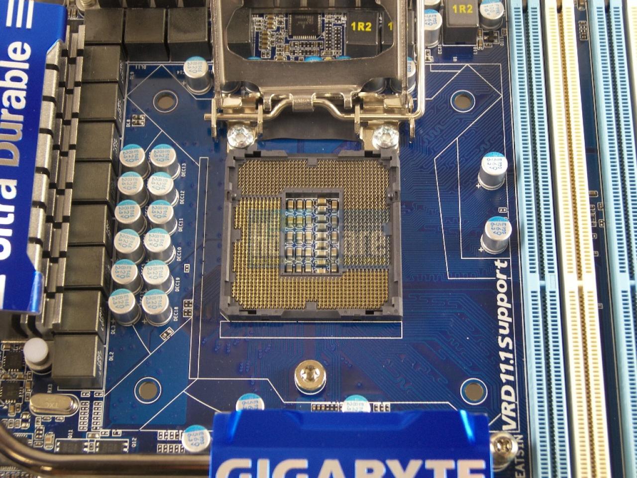 [12/06/2009] P55-Mainboard Gigabyte EP55A-UD4P für Core i5/Lynnfield (23)