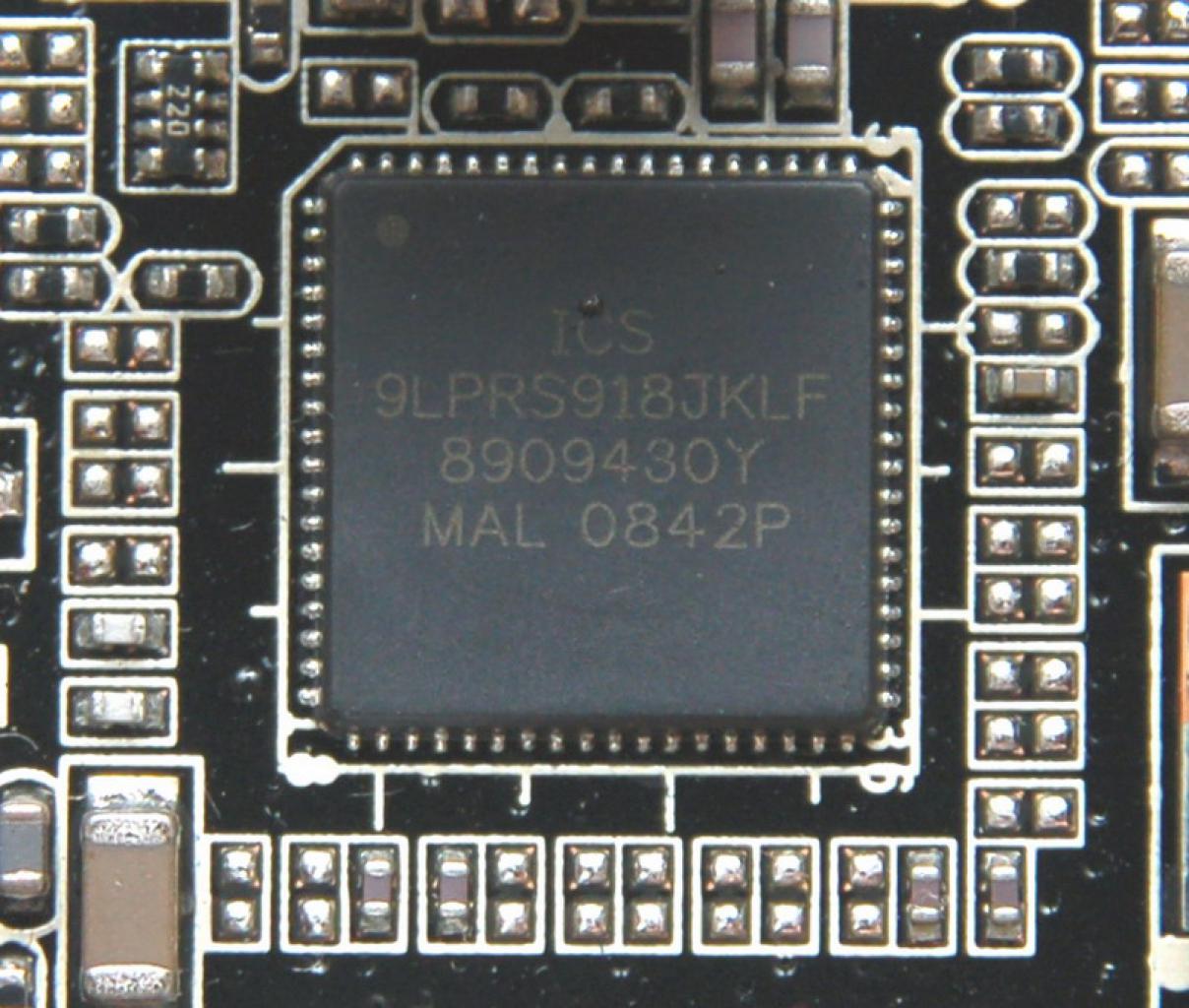 [09/06/2009] Asus P6X58 kommt mit SATA III und USB 3.0 (4)