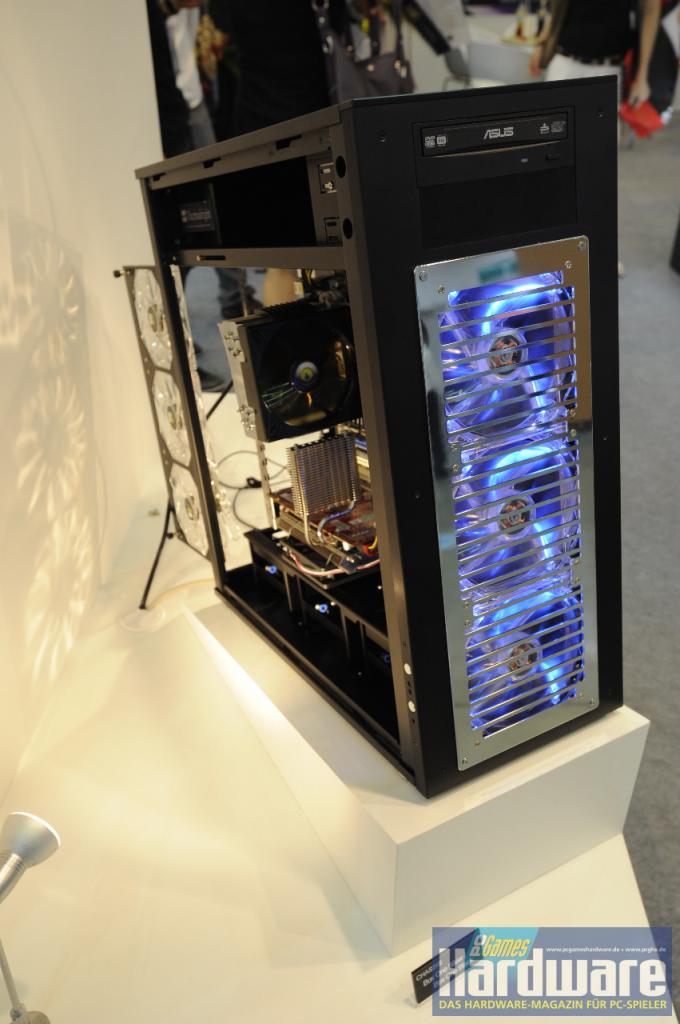 [10/06/2009] Thermalright auf der Computex 2009 (14)