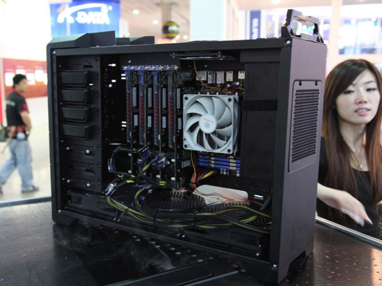 [02/06/2009] Silverstone Raven 2 auf der Computex 2009 (4)