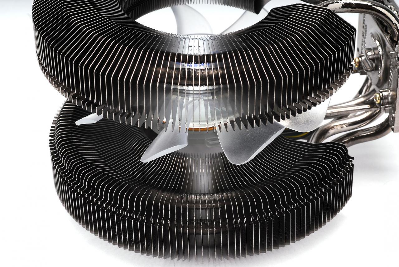 [07/07/2009] Zalman CNPS 9900 NT: Neue Version des CPU-Kühlers gesichtet (16)