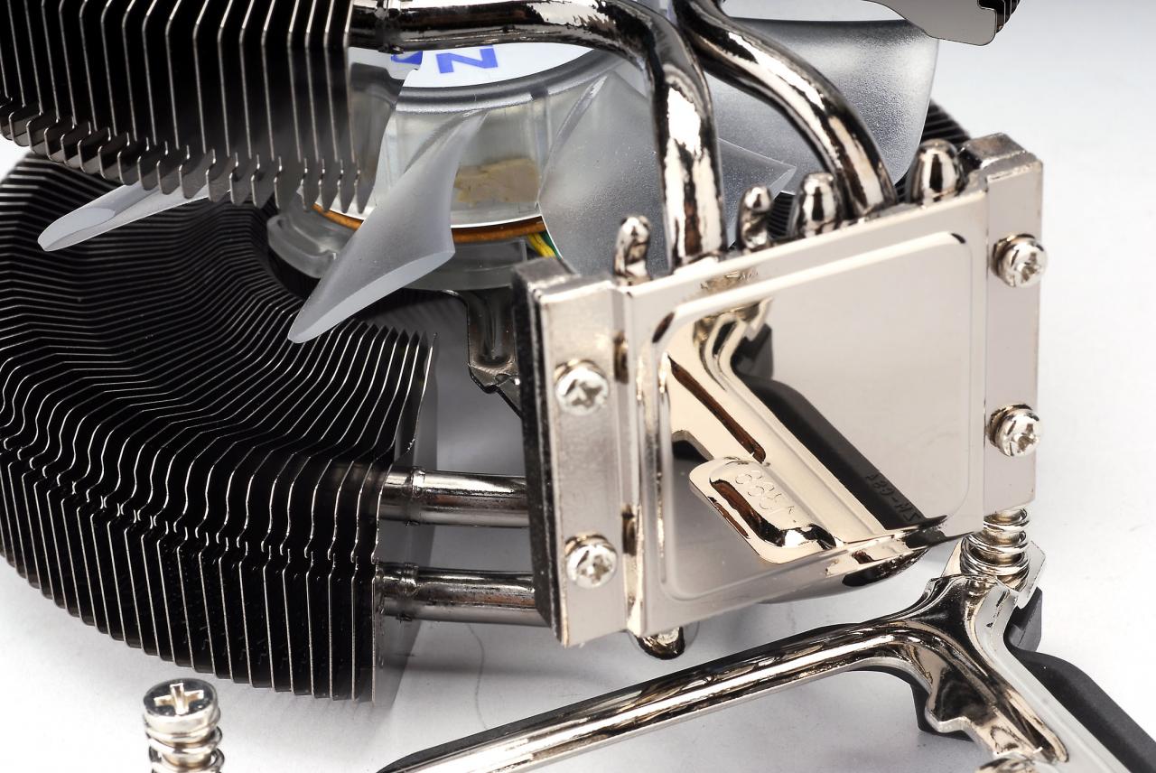 [07/07/2009] Zalman CNPS 9900 NT: Neue Version des CPU-Kühlers gesichtet (17)