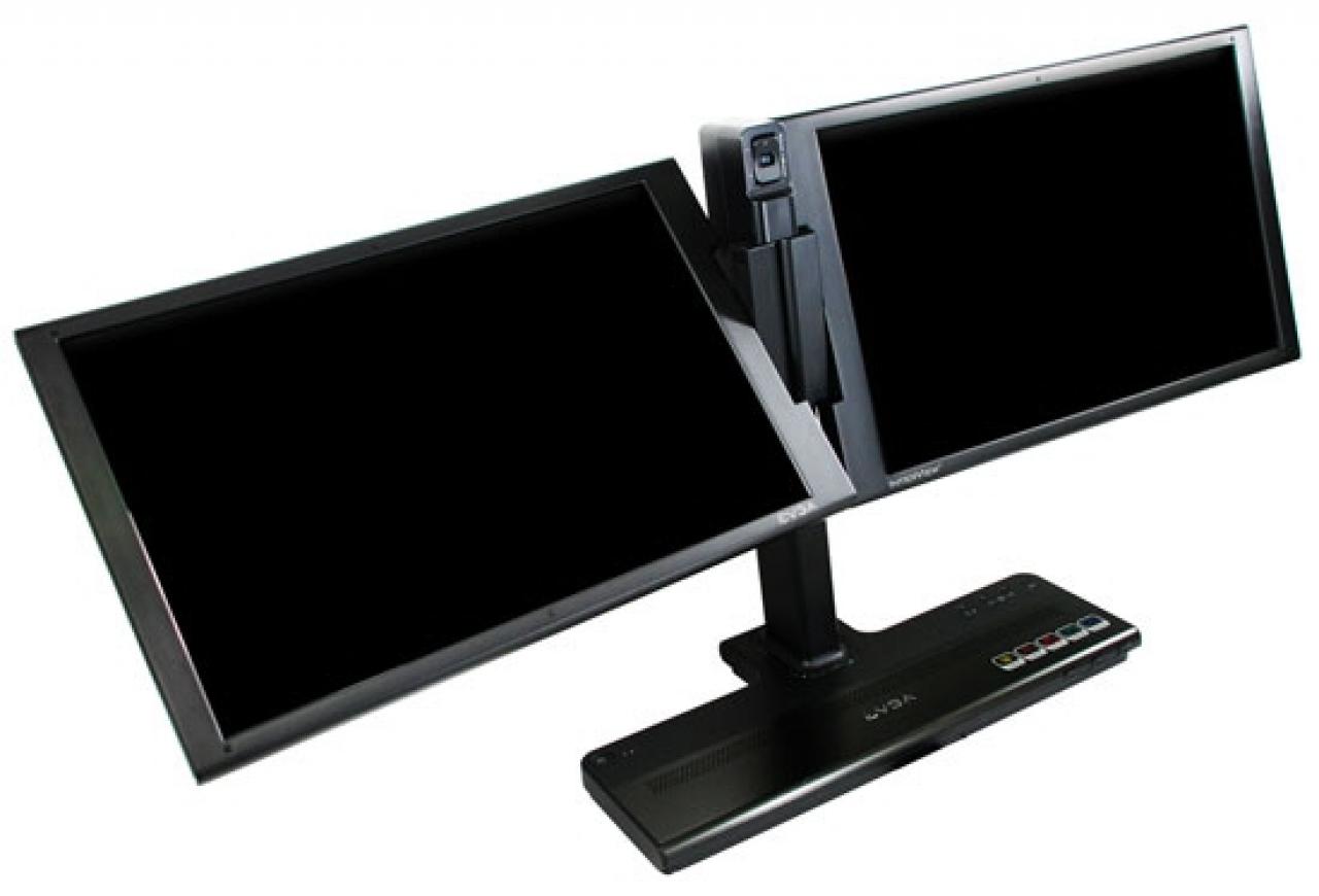 [16/07/2009] Evga stellt Dual-Display Interview 1700 vor (3)