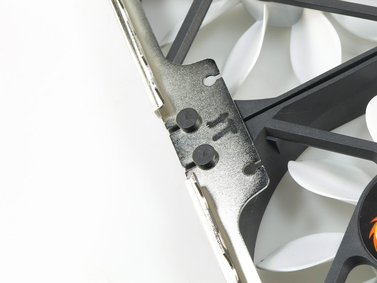[15/07/2009] Thermaltake ISGC-V320 (6)