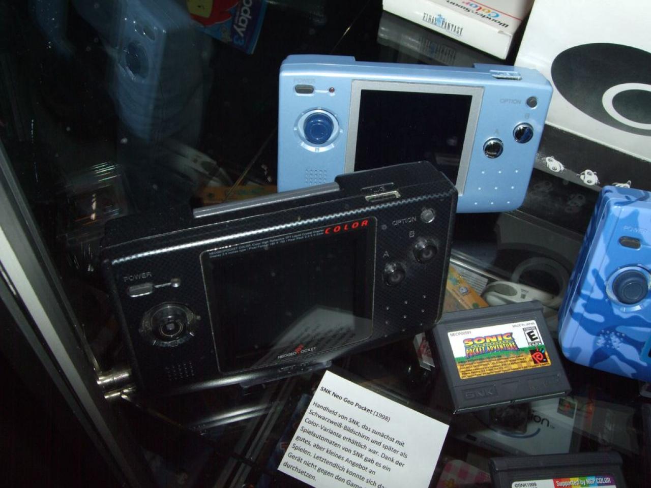 [22/08/2009] 1998: Neo Geo Pocket